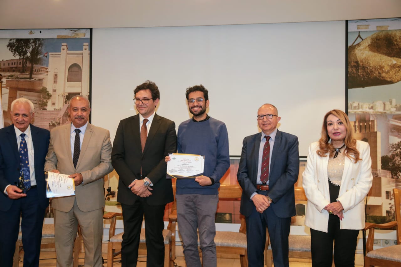 وزير الثقافة يُكرم الفائزين بمسابقتي السرد القصصي والروائي وشباب المترجمين بالمجلس الأعلى للثقافة